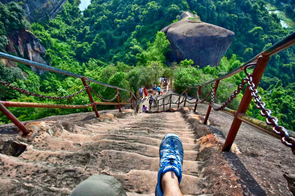 韶关丹霞山 登九九天梯 览尽秀色丹霞