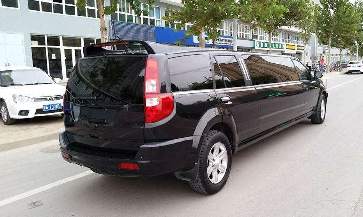 非常规的mpv商务车,国内有两款,例如华晨旗下的华颂加长高端mpv,长城"