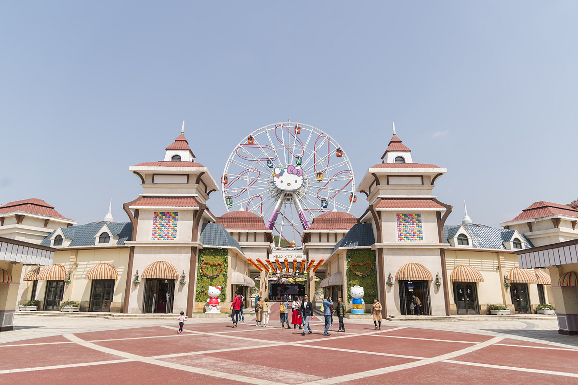 横店梦幻谷一日游攻略  横店梦幻谷是一处集游乐,演艺,科普,文化等多