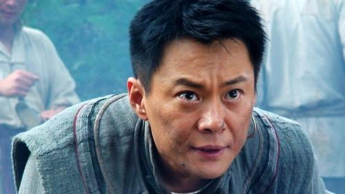 他是《边城汉子》中的蒲地流,坚强勇敢为人正直,今打车竟遇逃犯