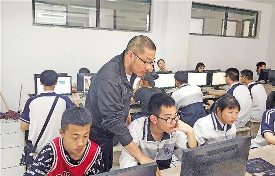 名师引路促成长——柳市职业技术学校系列报道之一