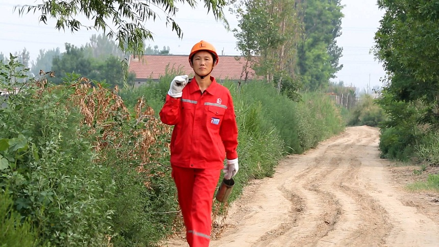 胜利油田"守井人"薛梅:井站交给咱,是对咱的信任