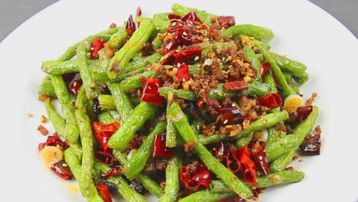 好吃到爆的饭店小菜,干煸豆角,学会之后胜过饭店的味道