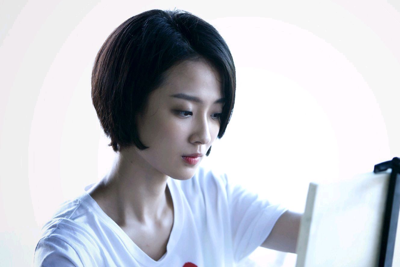 《安家》里的朱闪闪原来也是《余罪》里的安嘉璐,怪不得有点眼熟