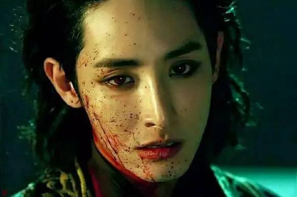 男颜盛世"吸血鬼":暮光爱德华,美颜阿汤哥,你想被谁初拥?