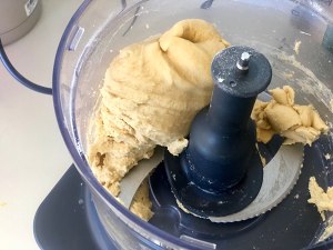 烘焙小白晋级第一步:学做香酥脆甜的巧克力豆核桃曲奇 烘焙小白晋级第一步:学做香酥脆甜的巧克力豆核桃曲奇