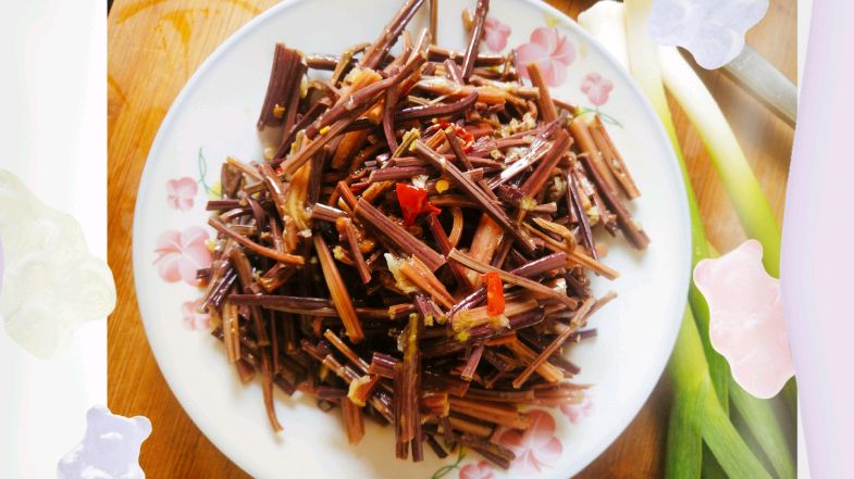 干蕨菜这样做比肉都好吃,做法简单,全家都爱吃