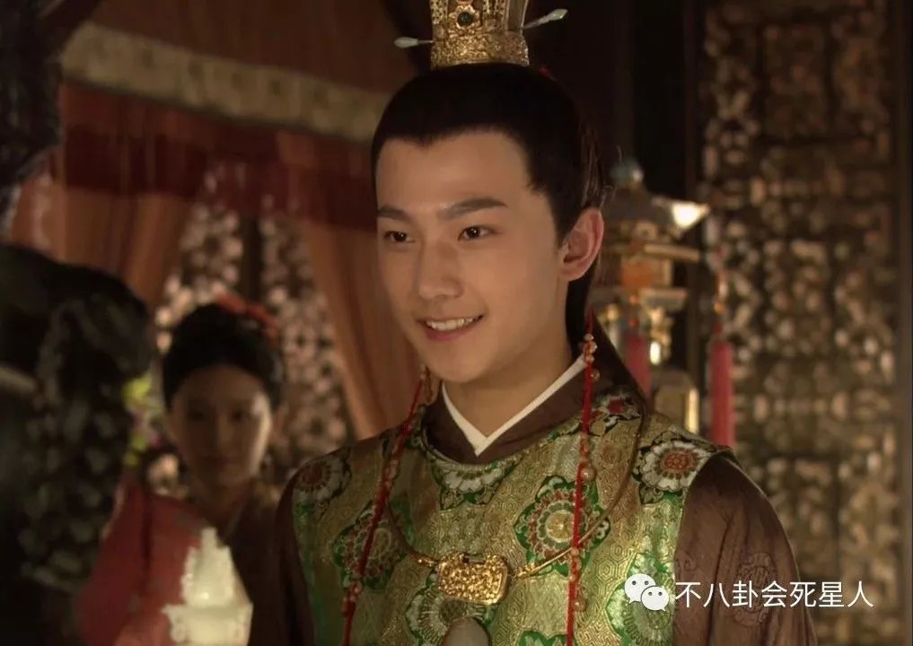 作为优质偶像的杨洋,和李一桐主演的军旅剧《特种兵,备受期待