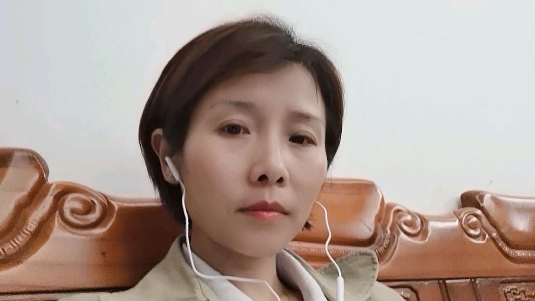 燕子第一次做肠粉希望大家多多支持