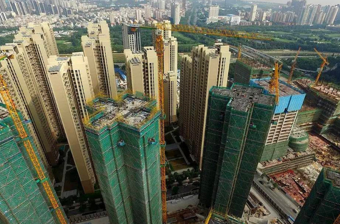 图中是深圳曾经的蔡屋围村.