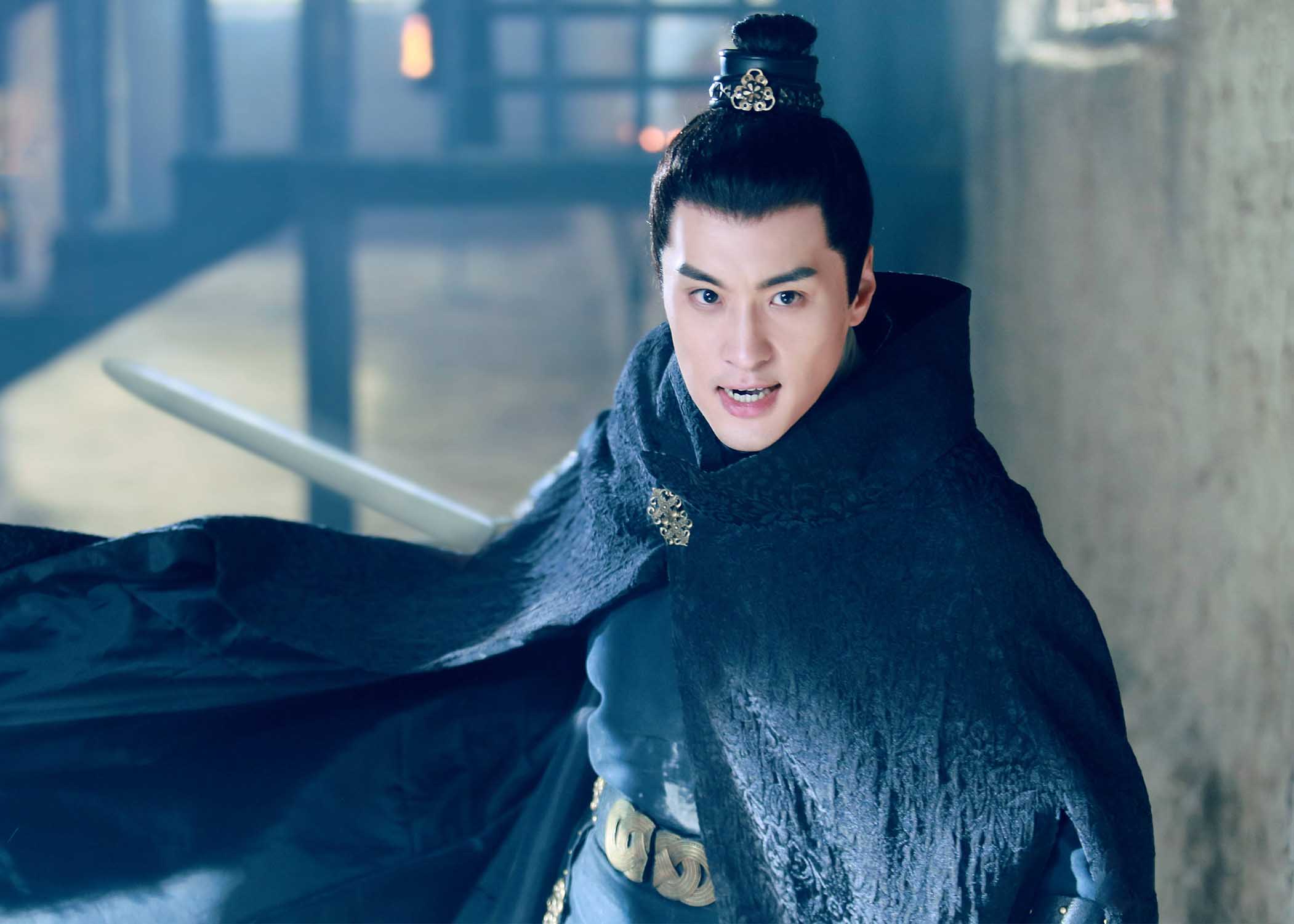 火王:男主桃花旺,但这两个小配角,若是放在现在,路人都想嫁