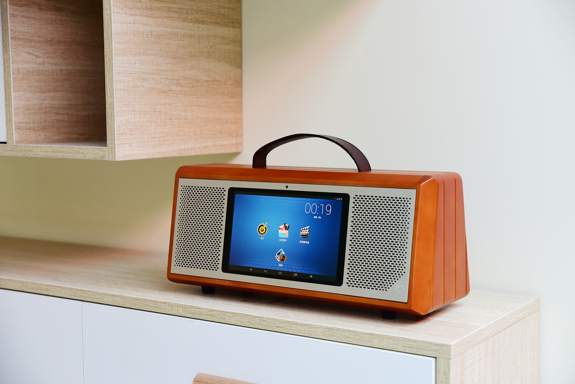 新时代智能媒体中心 惠威mc-200多媒体音箱图赏