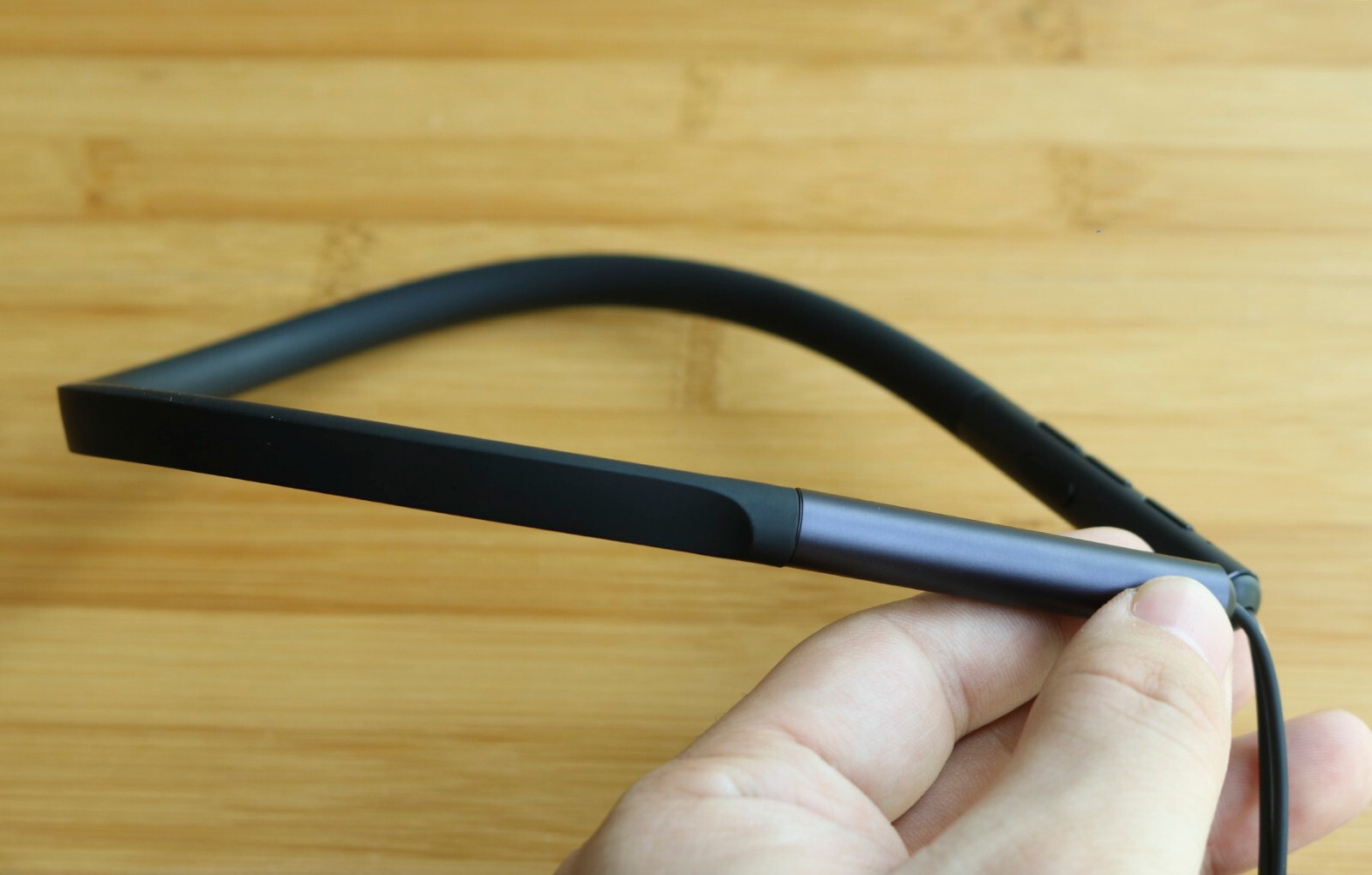 开箱!小米蓝牙项圈耳机:价格屠夫,重磅新品