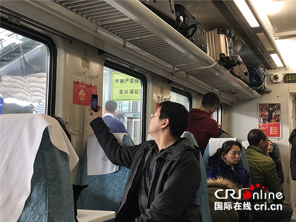 「新春走基层」t39次列车上的回家故事