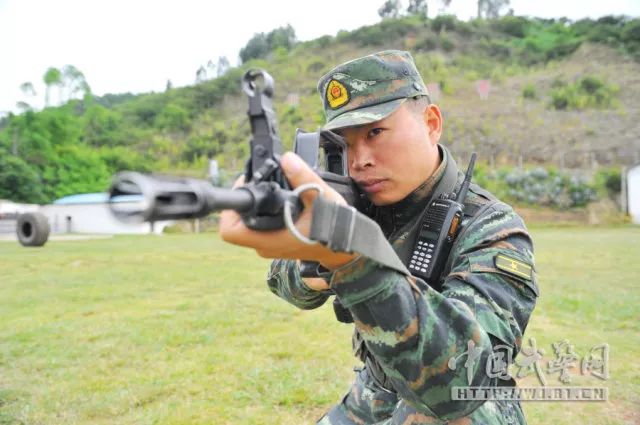 特战尖兵漆鹏飞:舍生忘死的"刀尖舞者【战区精兵第92期】