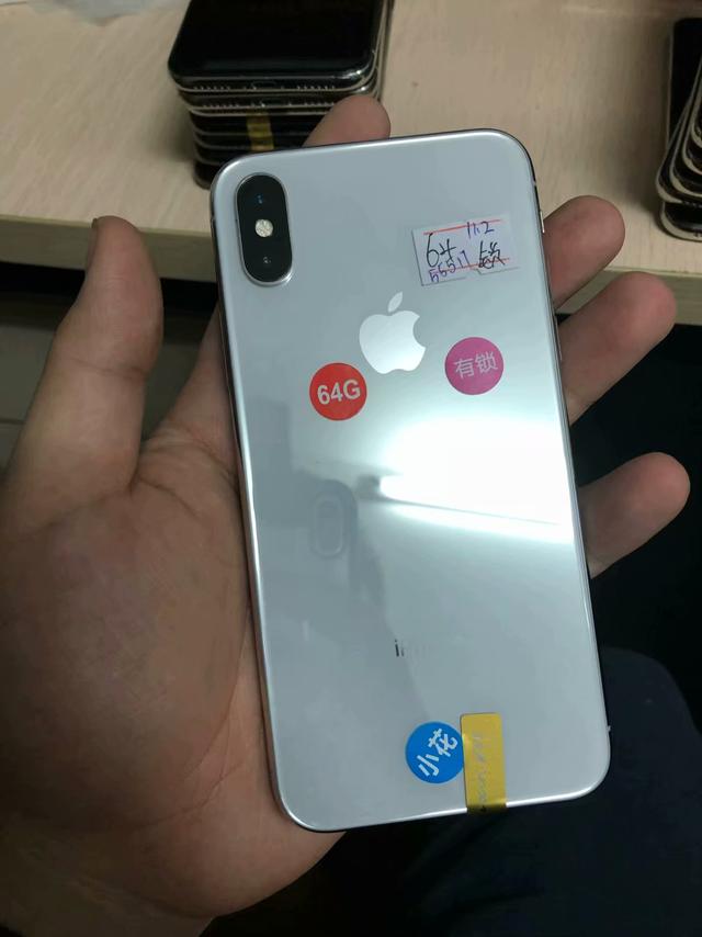 真像小米8,4350元二手iphonex手机测评