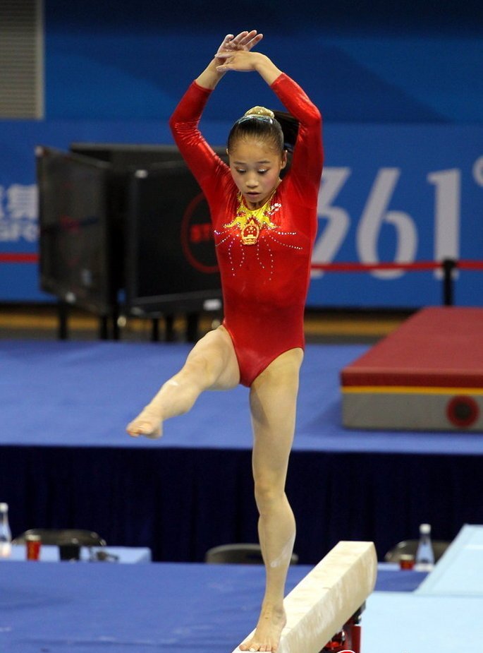 体操世界冠军眭禄:家中被盗奖牌被偷,今26岁美到认不出!