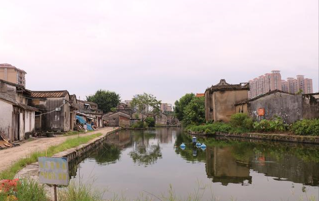 广东普宁流沙街道城中村,古色古韵,景色宜人.