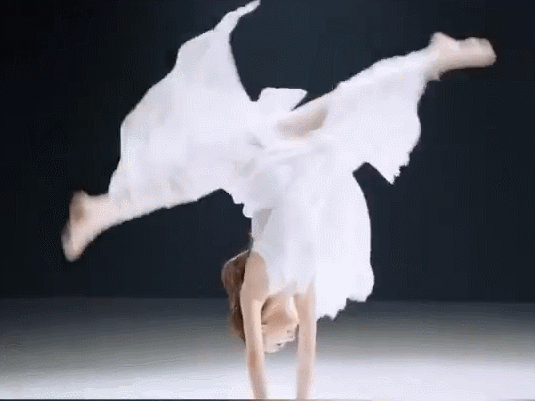 女大十八变,小s大女儿从最土星二代变高级厌世脸