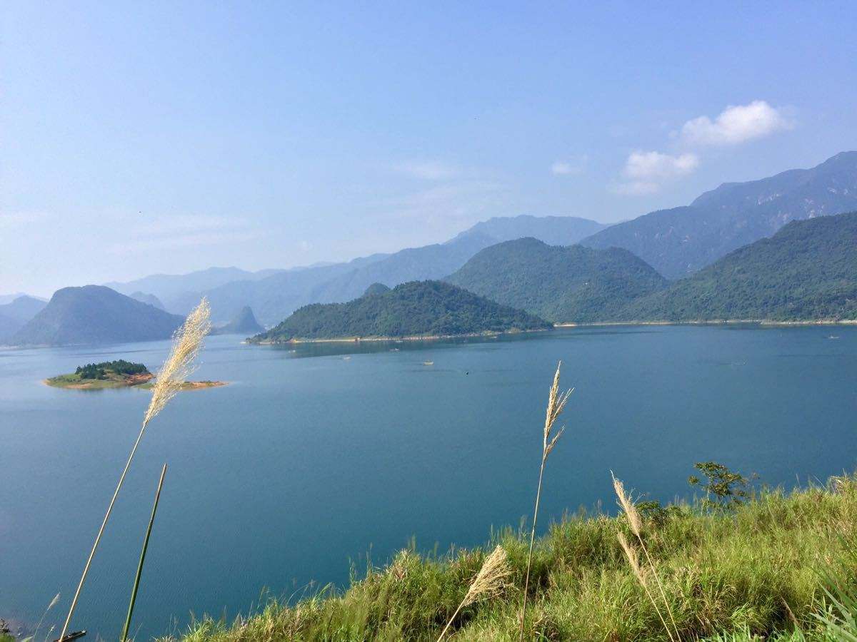 除了宜兴竹海,威海成山头,风景很好的旅游景点还有这些呢