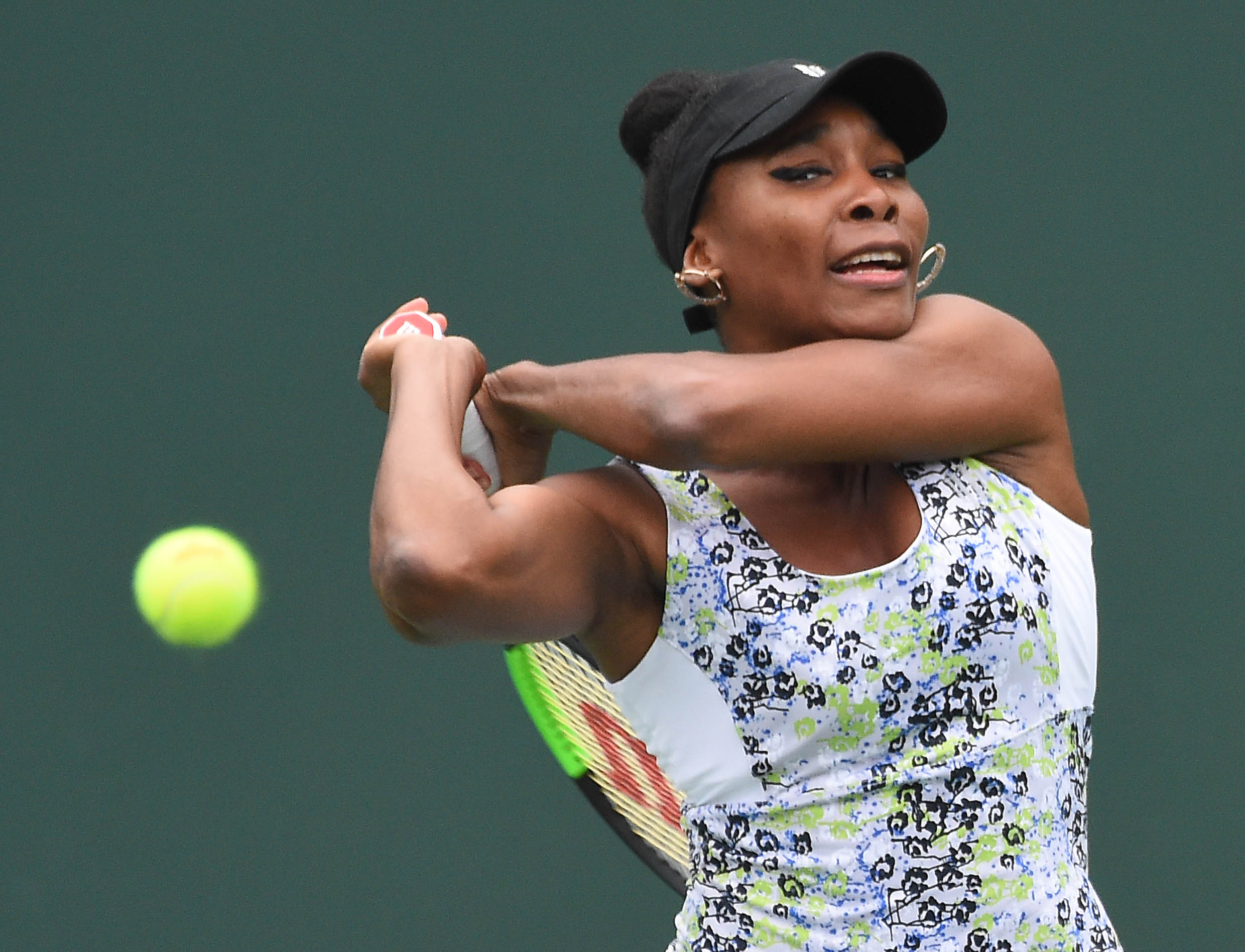 网球——巴黎银行公开赛:大威晋级[12]