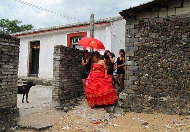 农村离婚率增高的背后,是时代变革中,80后农村女人的不幸