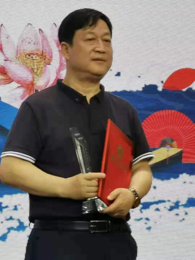 洛阳诗人赵克红,张元荣获第四届中国长诗奖