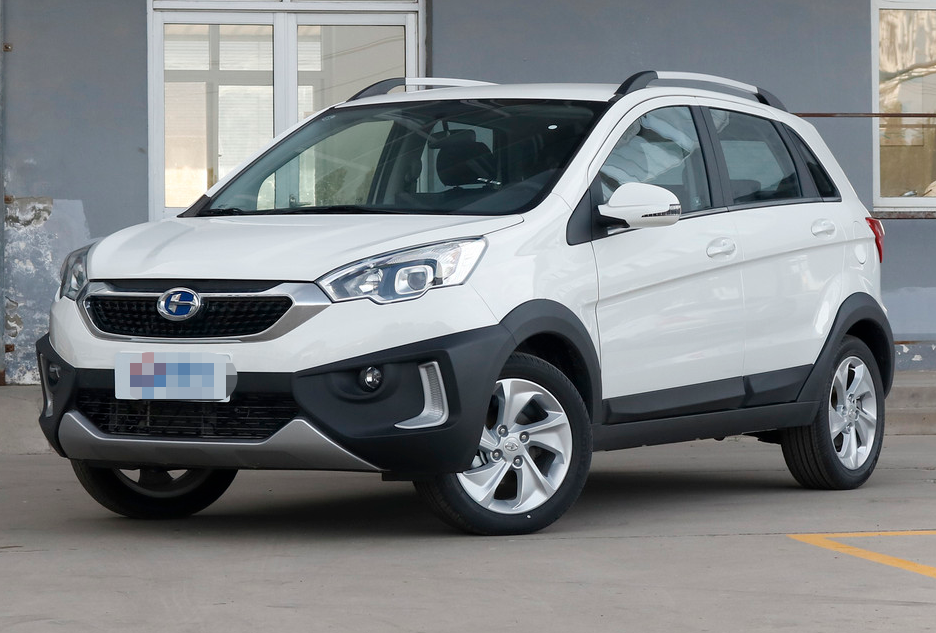 昌河q25图片赏析,整体外观设计很不错,全身比例很协调