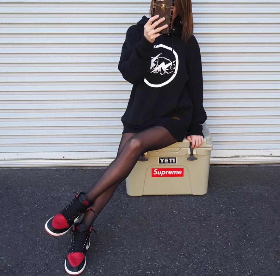 aj女孩只喜欢渣男,穿vans就是缺乏仪式感?球鞋girl大揭秘!