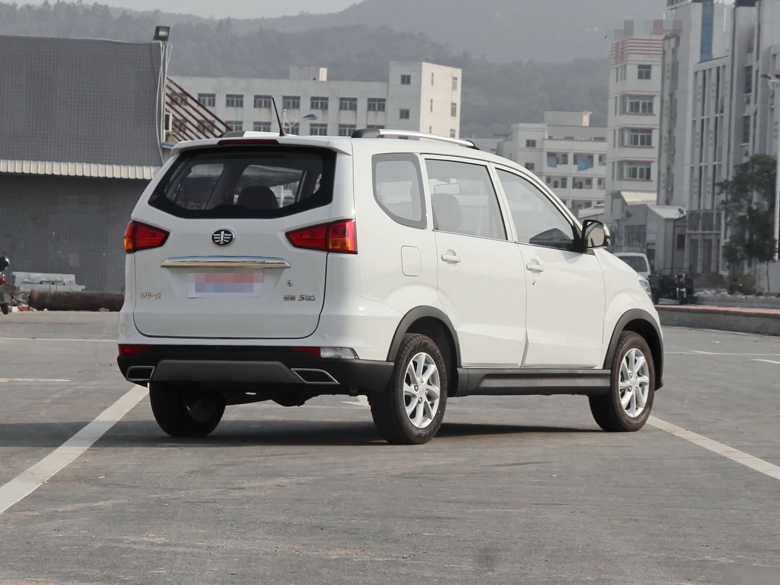 对一汽森雅s80外观的鉴赏