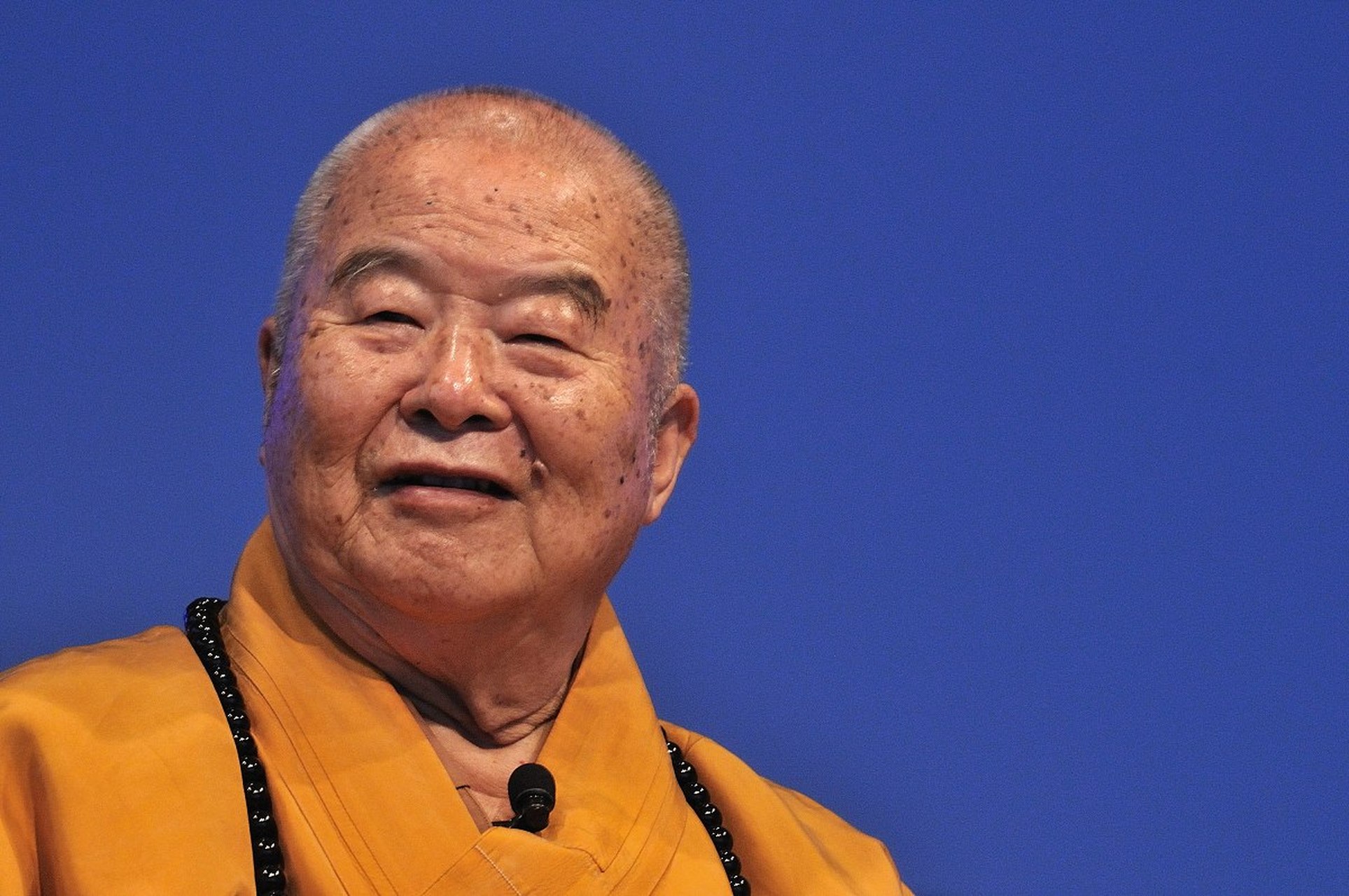 星云大师:"凡事皆有利弊,只要懂得权衡之道,往大处