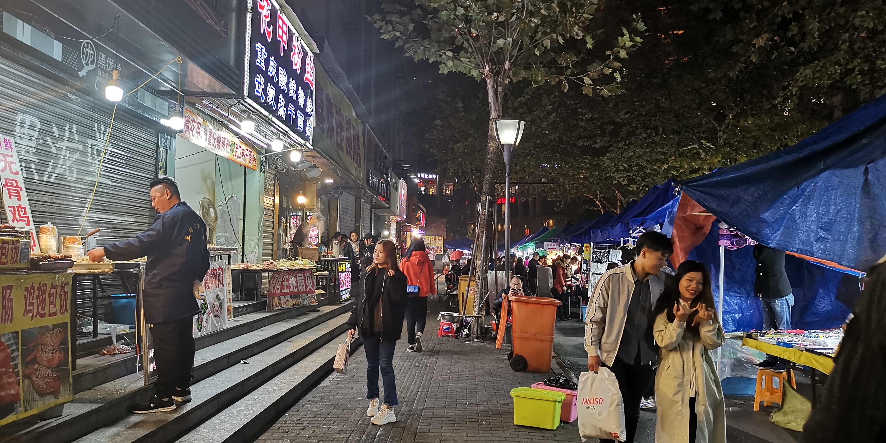 吴山夜市河坊街图片