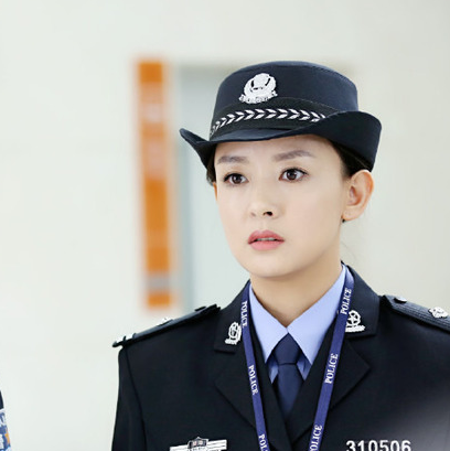 《尸语者》是由罗云熙,周奇奇,江奇霖,王聃葳等主演,该剧讲述神秘职业