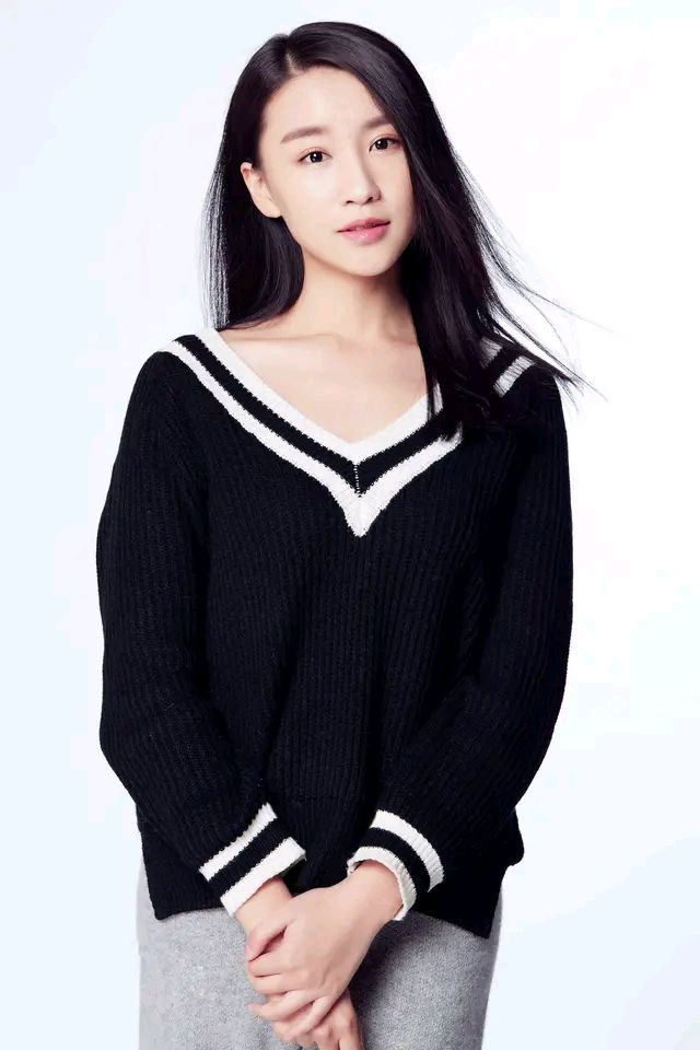 马歌精美壁纸:甜美清新,清纯靓丽!