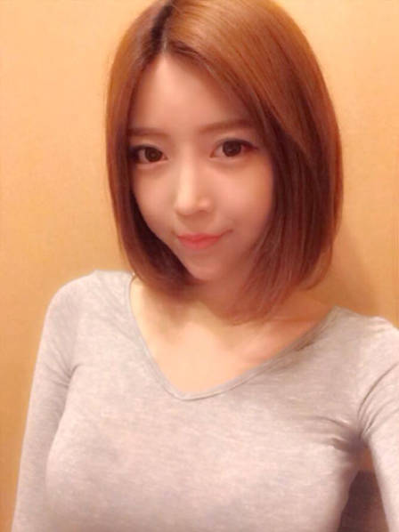 看有没有特别眼熟的呢?像不像韩国网红女主播?