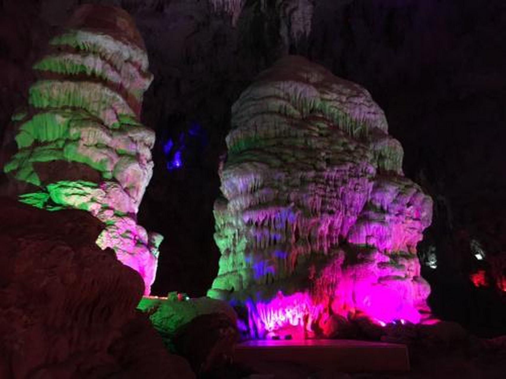 旅游攻略# 建水燕子洞:建水燕子洞是一个景点包含了许多溶洞的点