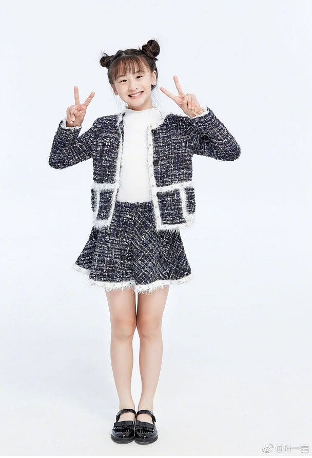 森碟又长大了,连获比赛两块奖牌,网友把注意力全放在她的腿上!