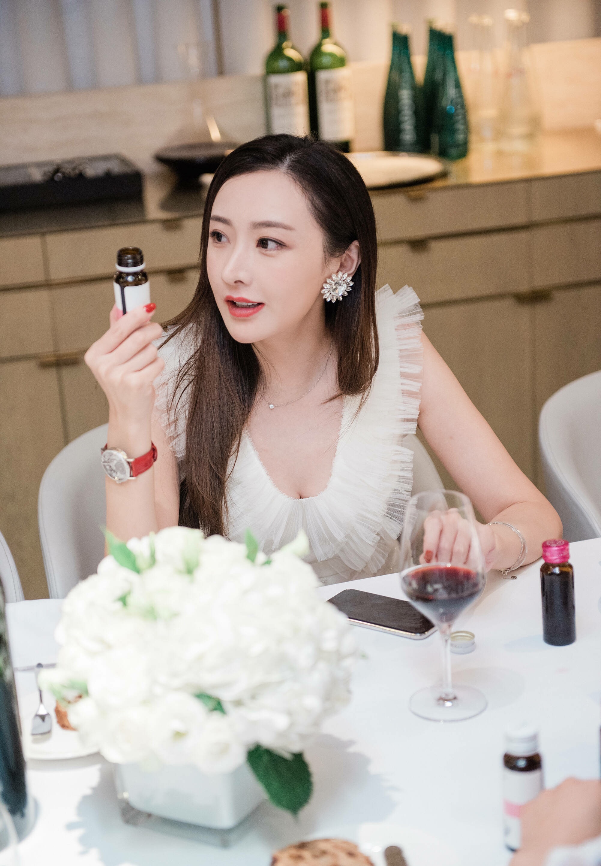 她叫贾喻冰,身高174cm,来自上海,你觉得几分呢?