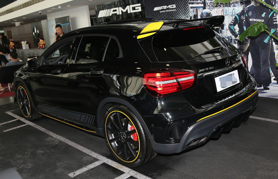 奔驰gla级amg gla 45 4matic暗夜雷霆限量版的观赏以及图解