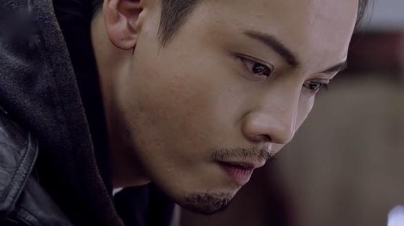 《橙红年代》阿瑟身份曝光,竟是隐藏大boss,聂万峰最终失败