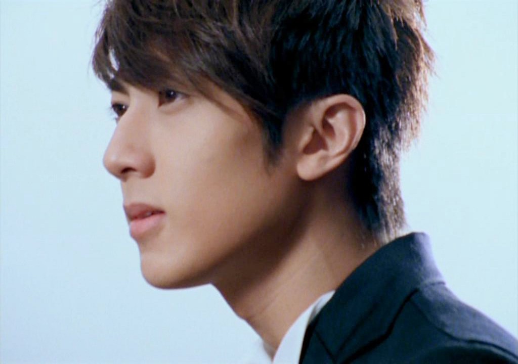 娱乐圈中这7个明星,个个都家世显赫!都是隐藏的名门望族!