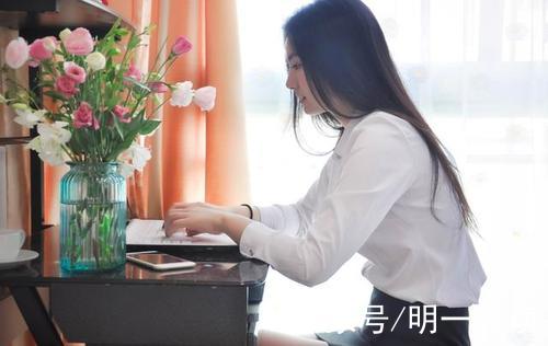 單身文藝女青年的年齡噩夢:我才32歲,怎就成了