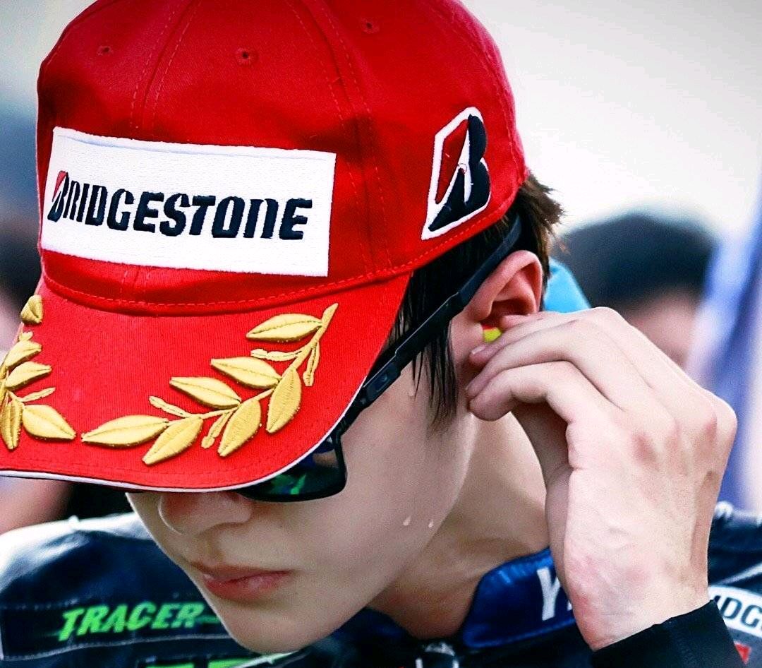 王一博魅力太上头,粉丝入坑原因千奇百怪