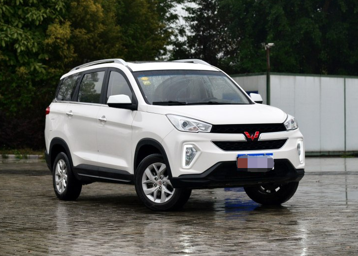 全新五菱宏光s3!增加自动挡,比哈弗h6好看,最实惠的7座中型suv