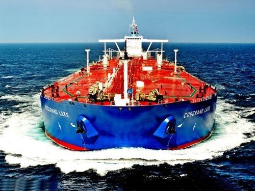 中国84艘巨轮组成舰队,集体起航出海,外媒:中国实力令人羡慕