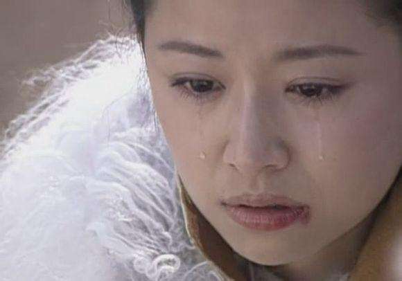 古装美人流泪:秦岚赵丽颖baby林心如佘诗曼鞠婧祎,谁哭的最美