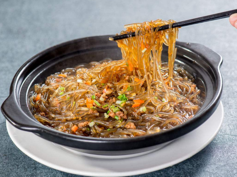 炖粉丝时老成团?记住这2点,炖出来的粉丝,根根分明!