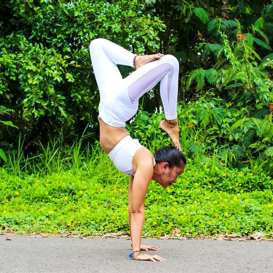 瑜伽拉伸三部曲,塑造天鹅般修长优雅的四肢,慢慢完成美丽的蜕变