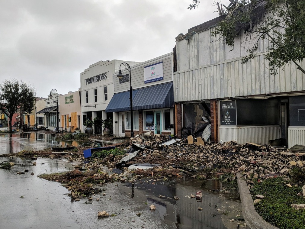 4级飓风"迈克尔"登陆美国,系佛州史上最强风暴