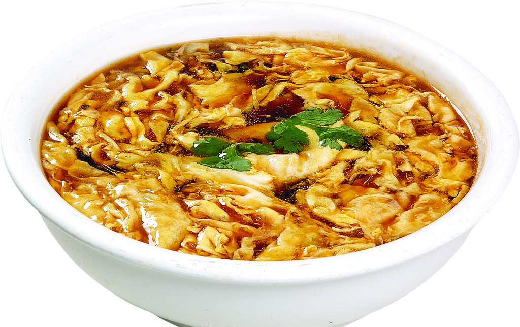 酸辣鸡蛋汤:北方宴席"压轴菜",西红柿,酥肉切丁,酸甜可口